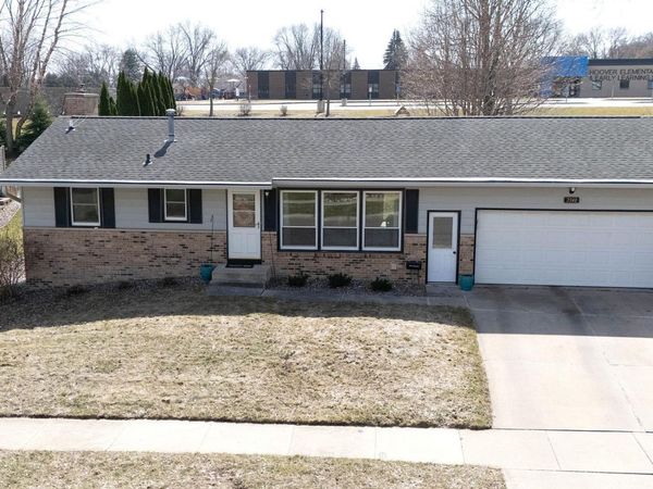 2340 4th Avenue NW, Rochester, MN 55901