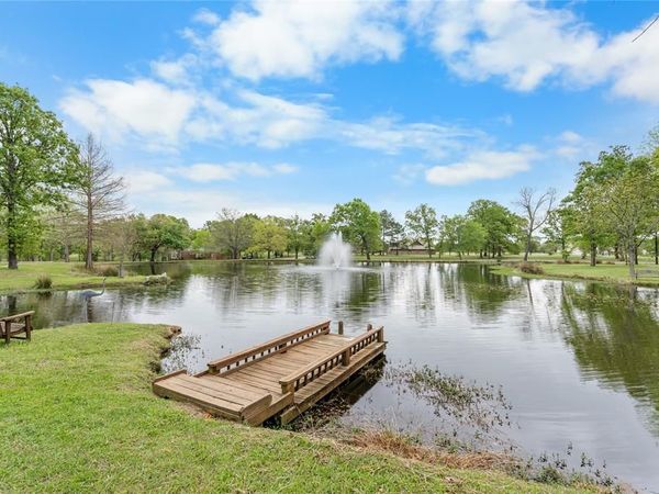 692 Private Road 5937, Emory, TX 75440