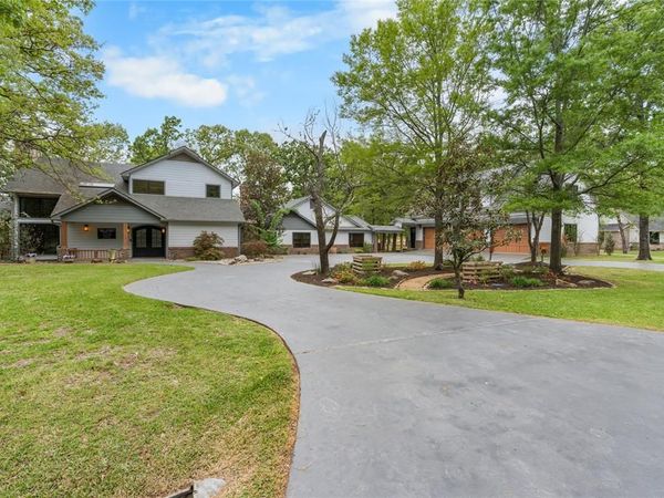 692 Private Road 5937, Emory, TX 75440