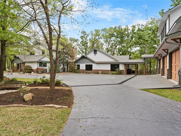 692 Private Road 5937, Emory, TX 75440