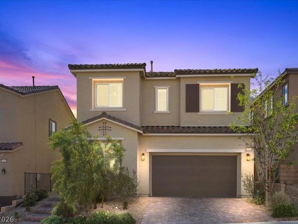 10399 Bagg Avenue , Las Vegas, NV 89166