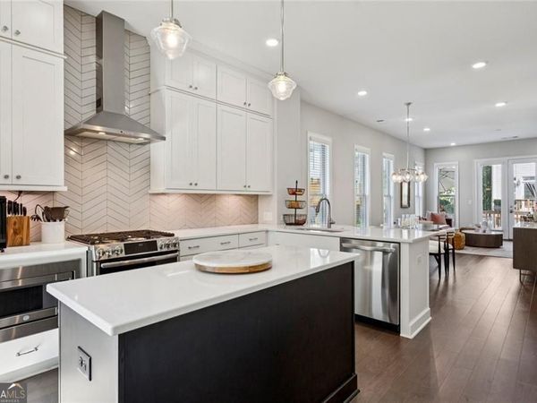 4219 Deming Circle, Sandy Springs, GA 30342