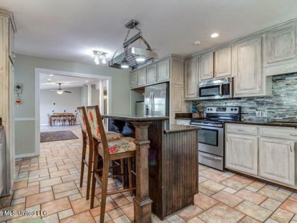 7079 Menge Avenue, Pass Christian, MS 39571
