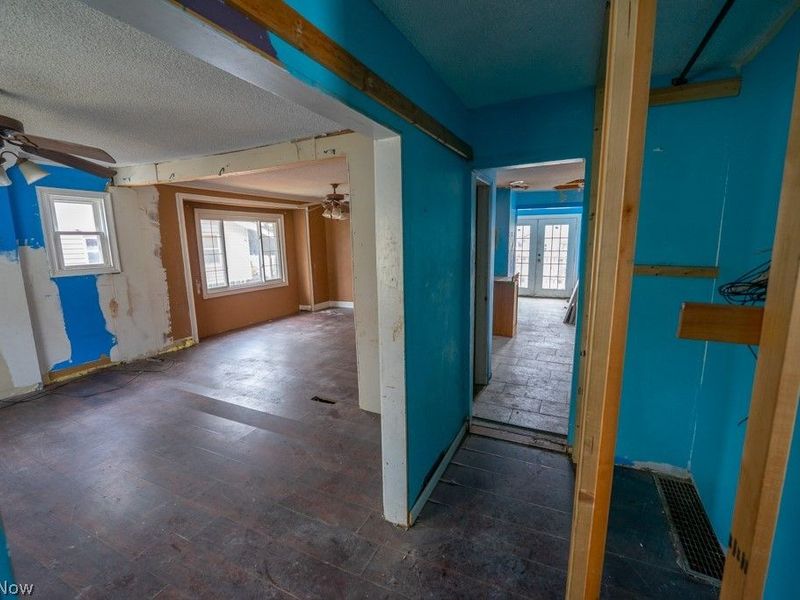 559 Morgan Avenue, Akron, OH 44311 Photo 10