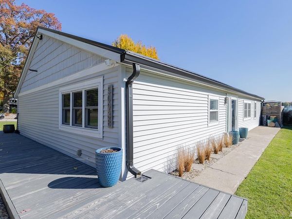 50938 N Shore Drive, Elkhart, IN 46514