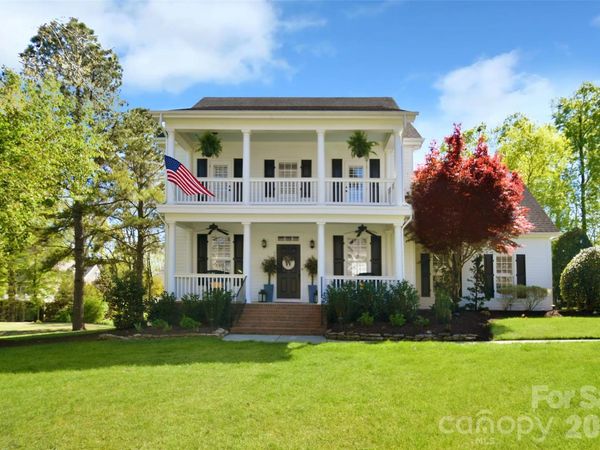 522 N Oak Drive, Huntersville, NC 28078