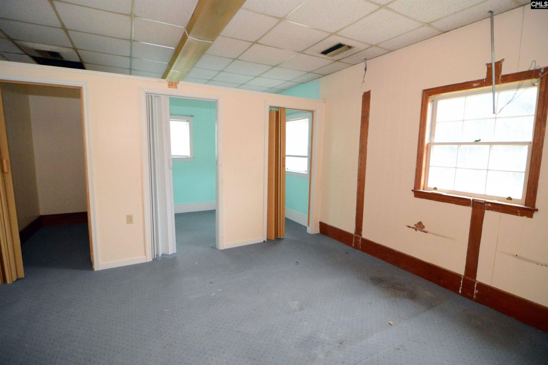 1037 W Dekalb Street  Photo 7