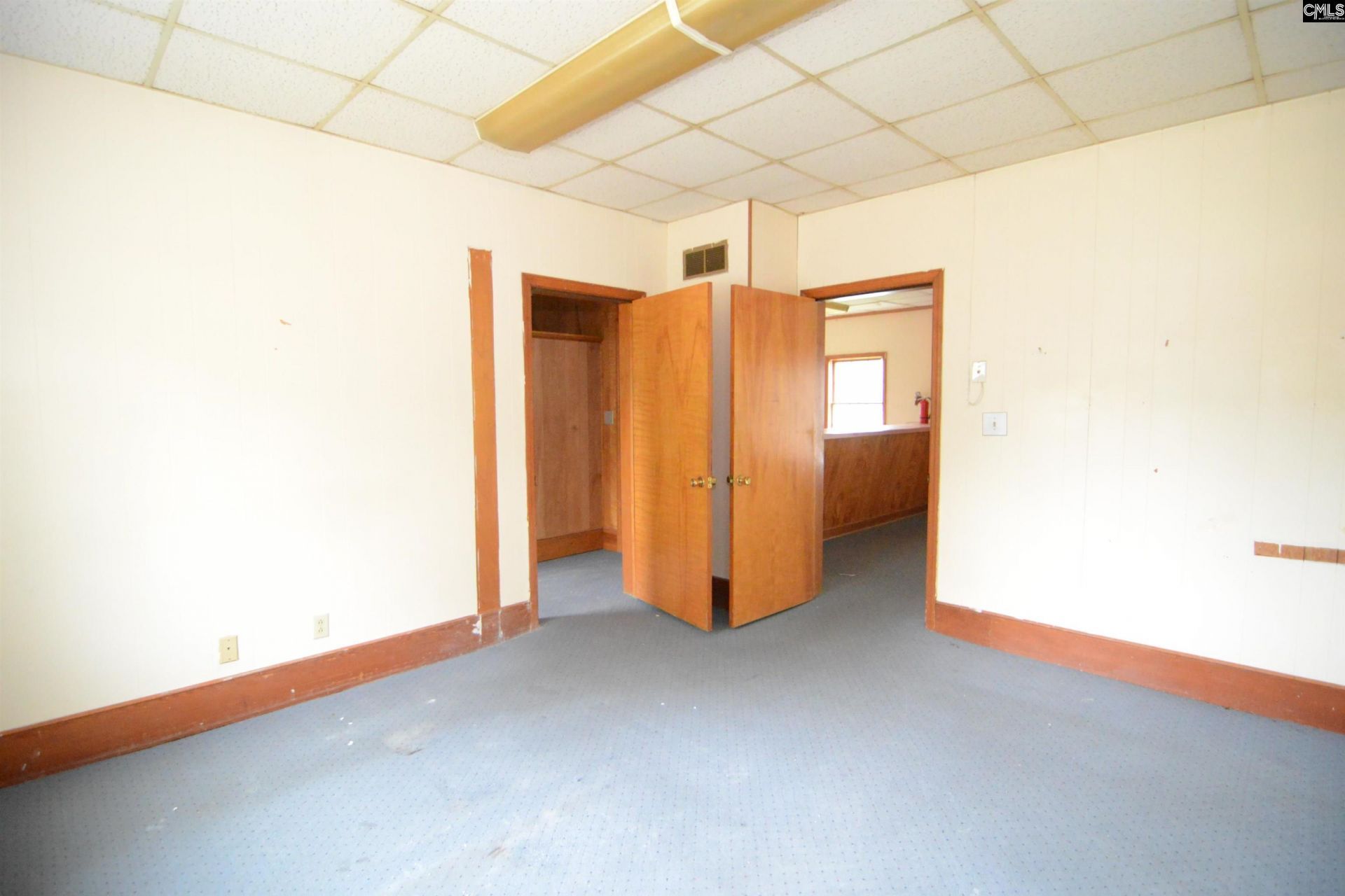 1037 W Dekalb Street  Photo 8