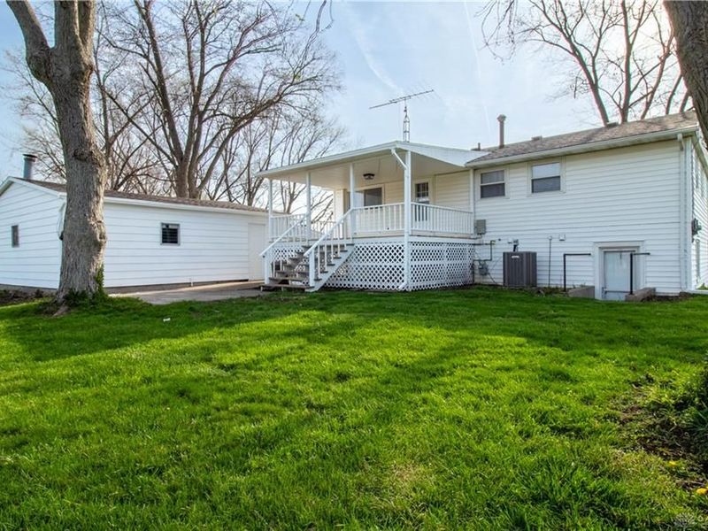 489 Caldwell Circle, Bethel Township, OH 45344 Photo 16