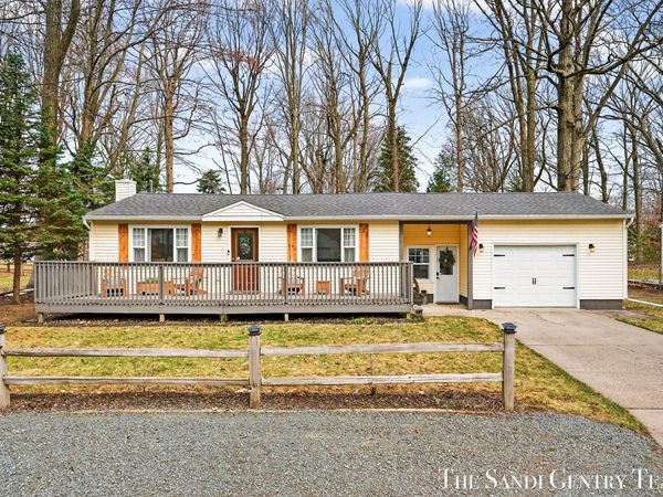 840 Wilson Avenue, Norton Shores, MI 49441