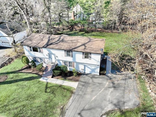 116 Hillside Avenue, MIDLAND PARK, NJ 07432