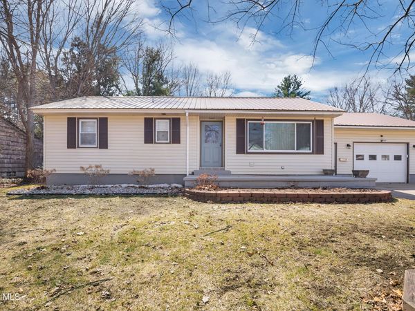 22 Thomas Avenue, Hudson Falls, NY 12839