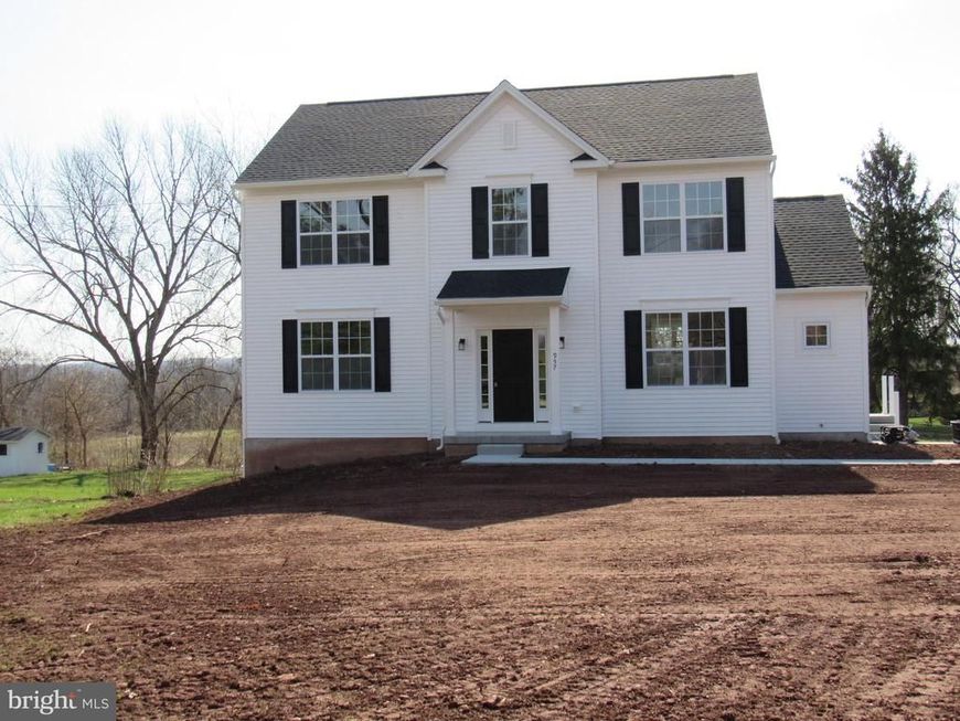 957 Spring City Road, Phoenixville, PA 19460 Main Photo