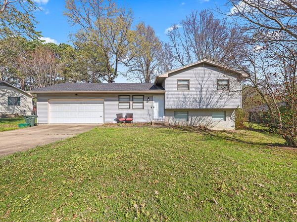 2224 Mockingbird Lane , Fayetteville, AR 72703