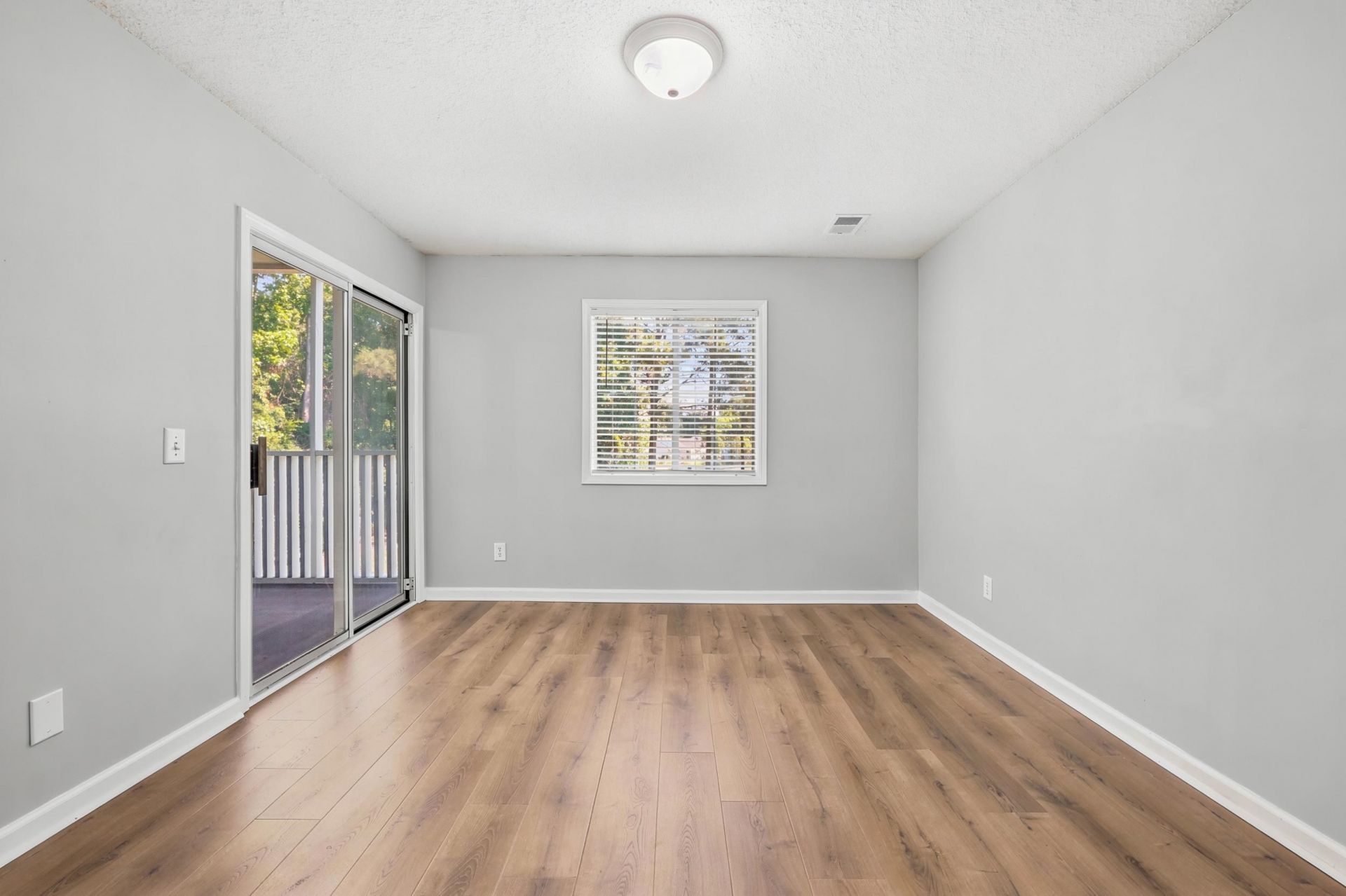 4416 Eastport Blvd. Photo 16