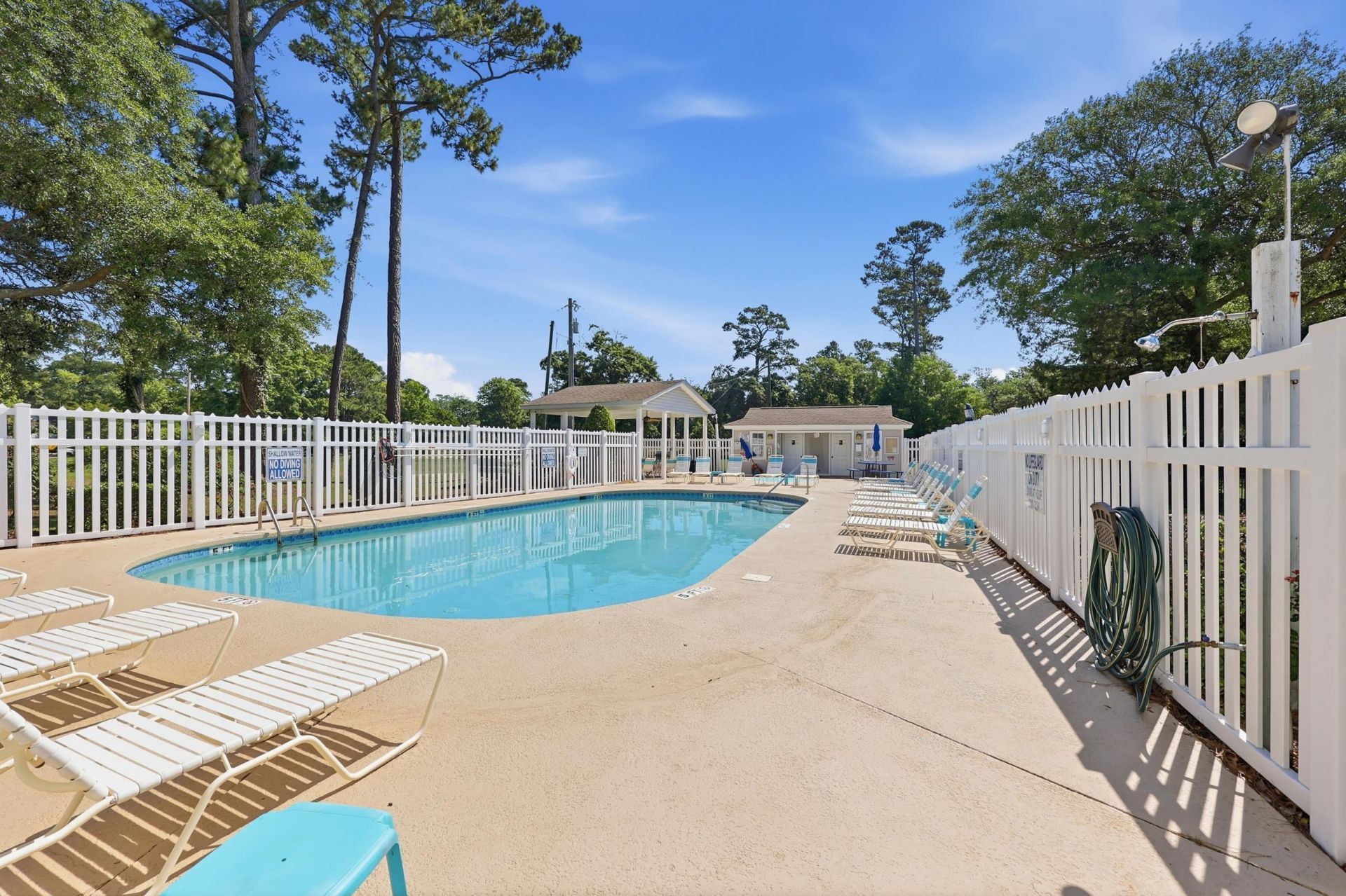 4416 Eastport Blvd. Photo 24