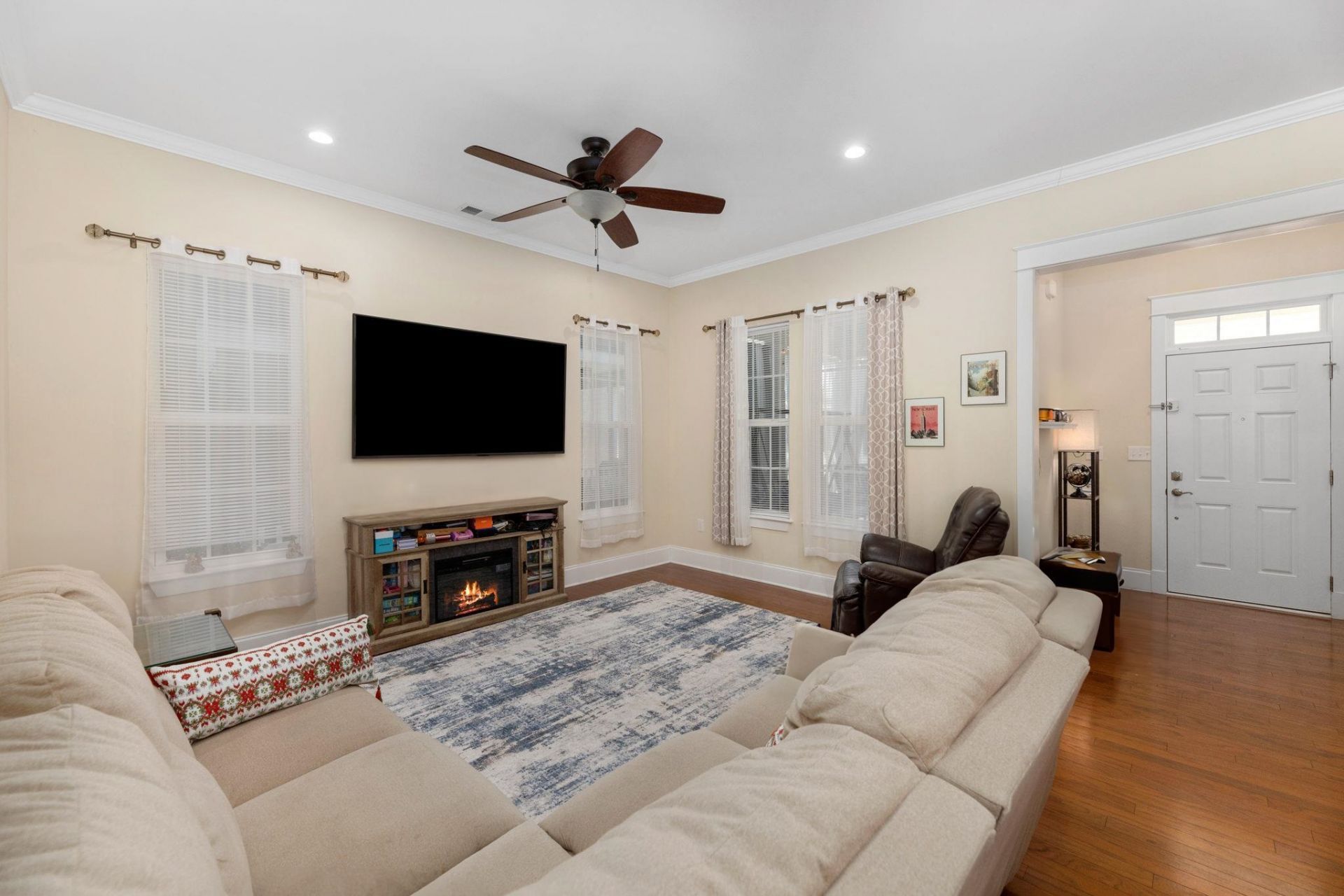 736 Satterwhite Ave. Photo 7