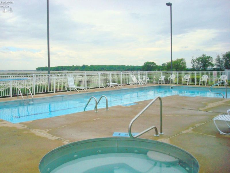 10654 E Bayshore Road, Unit 48, Marblehead, OH 43440 Photo 8