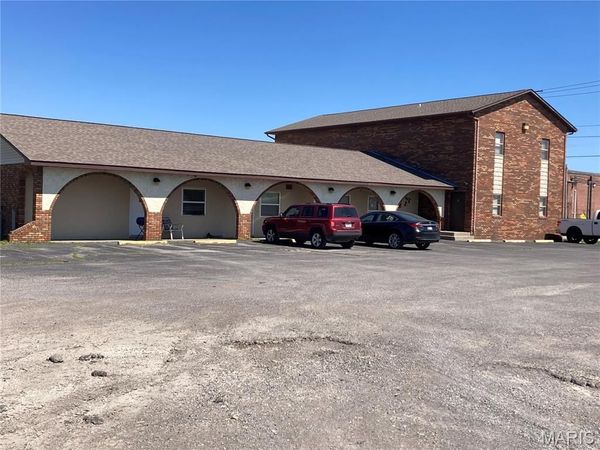 116 E Missouri Boulevard , Scott City, MO 63780