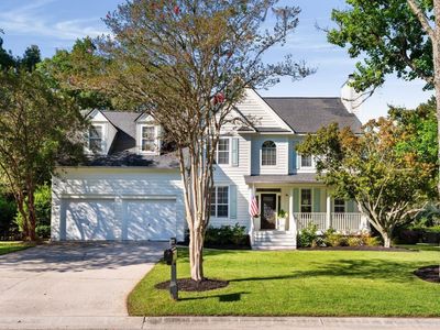 2774 Victoria Lake Drive, Mount Pleasant, SC 29466