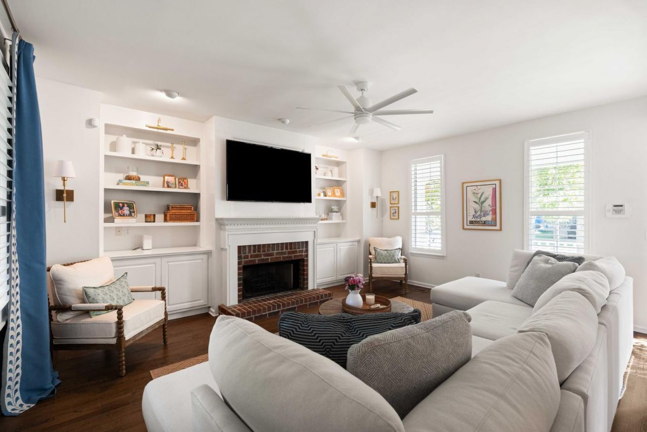 2774 Victoria Lake Drive Photo 10