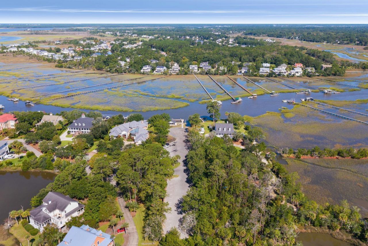 2774 Victoria Lake Drive Photo 46