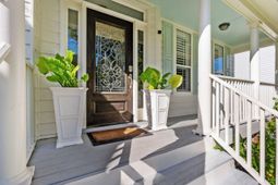 2774 Victoria Lake Drive photo 4