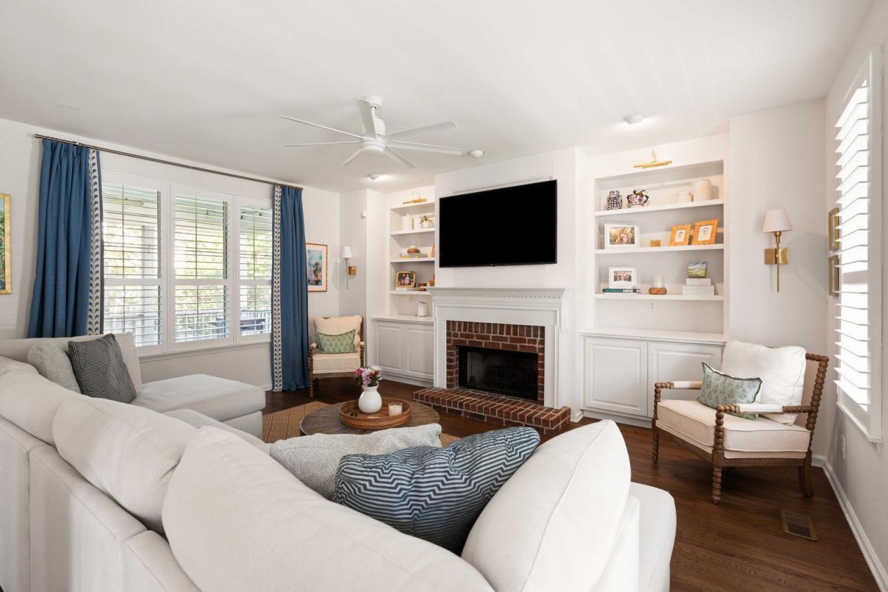 2774 Victoria Lake Drive Photo 9