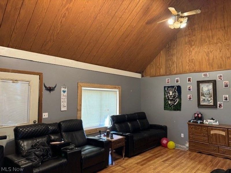 711 State Route 7 , Brookfield, OH 44403 Photo 4