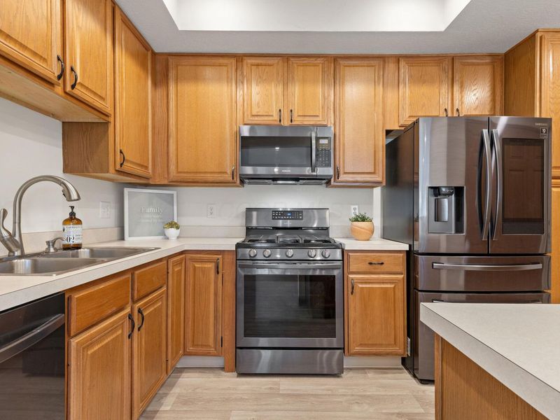 6514 Peppermill Drive, Westerville, OH 43081 Photo 2