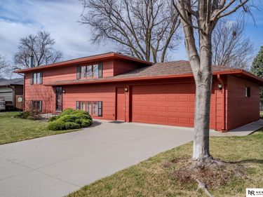 121 S William Avenue, Fremont, NE 68025