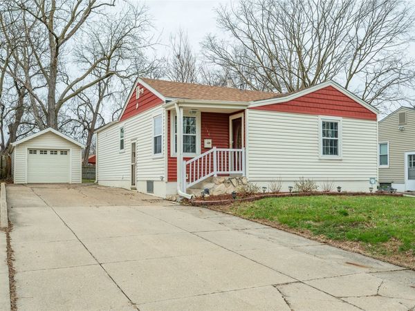 2516 57th Street , Des Moines, IA 50310