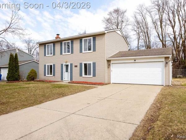 1171 Meadowood Drive, Waterford Twp, MI 48327