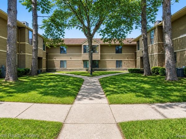 175 Briarcrest Drive, Ann Arbor, MI 48104