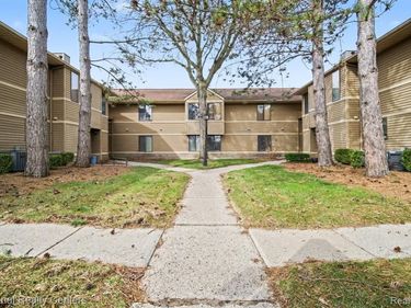 175 Briarcrest Drive, Ann Arbor, MI 48104