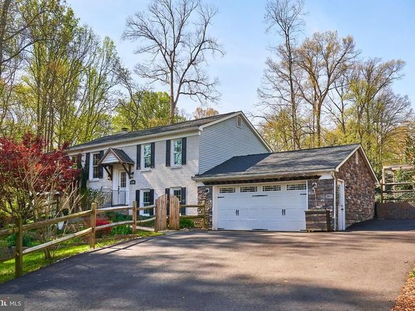 3270 FOX MILL ROAD, OAKTON, VA 22124