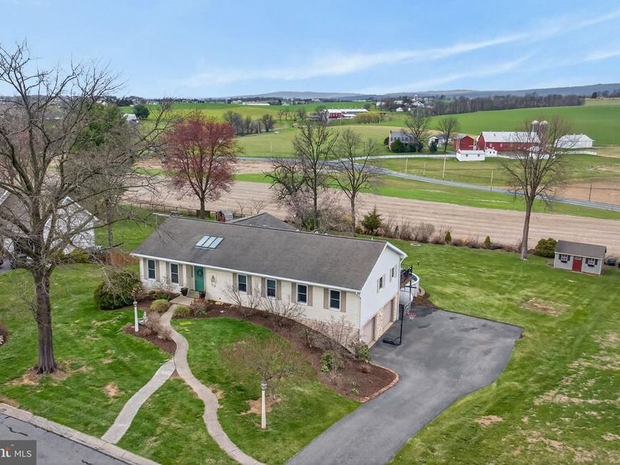 579 Hi View Drive , Lititz, PA 17543 Main Photo