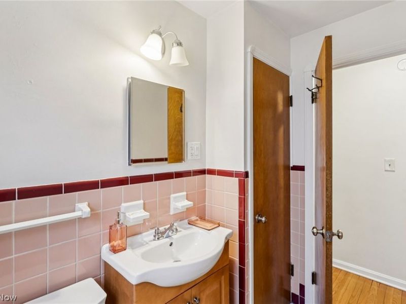 9005 Ansonia Avenue, Brooklyn, OH 44144 Photo 13