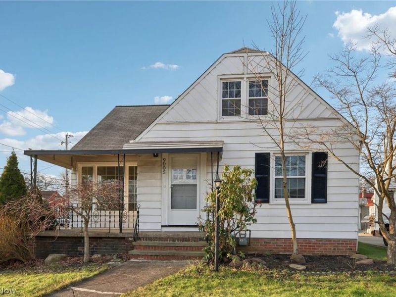 9005 Ansonia Avenue, Brooklyn, OH 44144 Photo 2