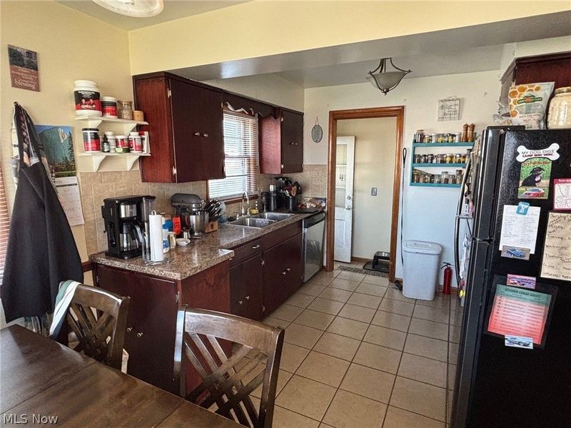 1920 Schiller Avenue, Cuyahoga Falls, OH 44223 Photo 8