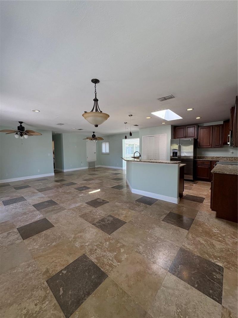 218 Lewis Boulevard Se, Saint Petersburg, FL 33705 Photo