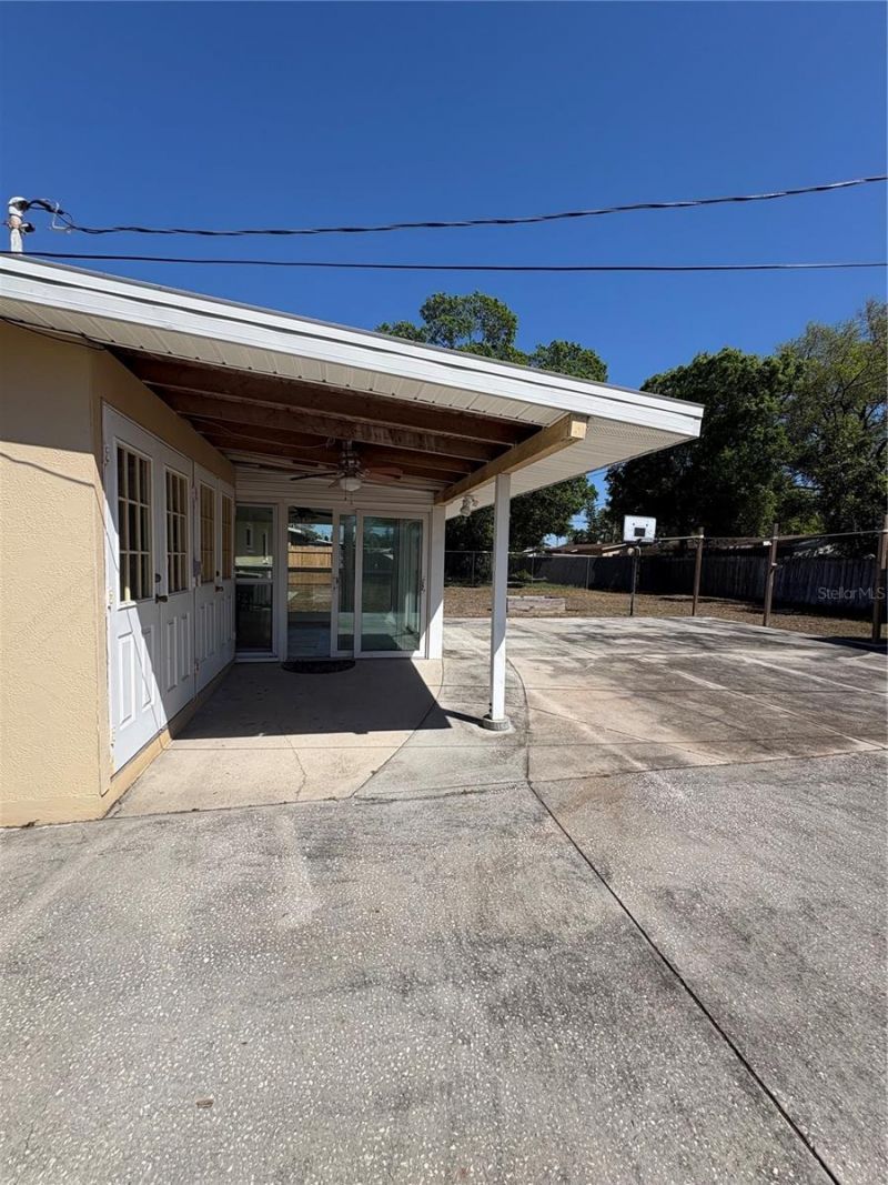 218 Lewis Boulevard Se, Saint Petersburg, FL 33705 Photo