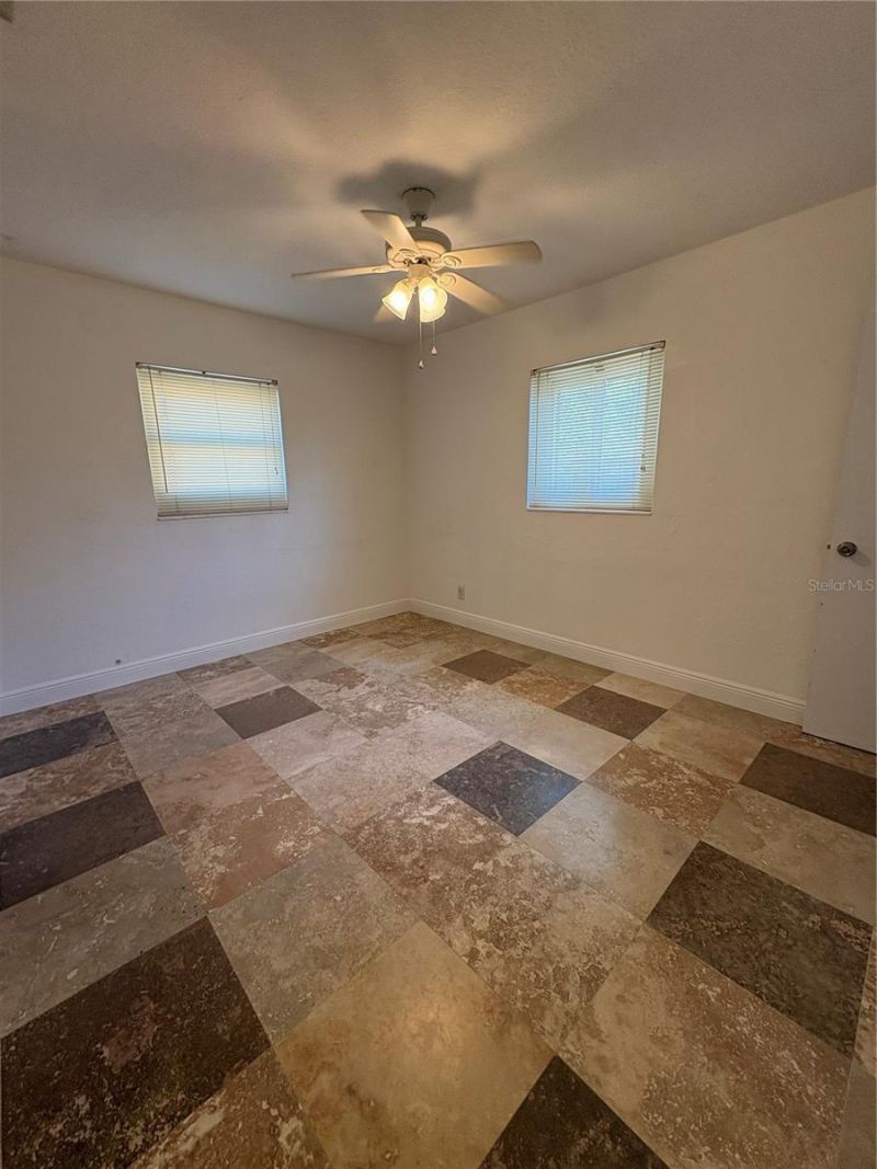 218 Lewis Boulevard Se, Saint Petersburg, FL 33705 Photo