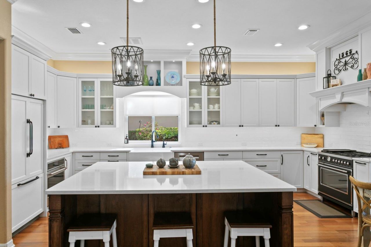 18008 Pinnacle Court, Tampa, FL 33647 Photo