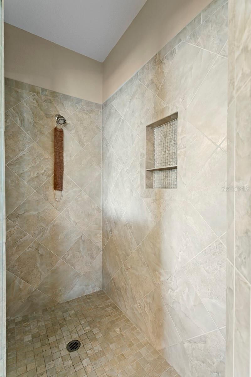 18008 Pinnacle Court, Tampa, FL 33647 Photo