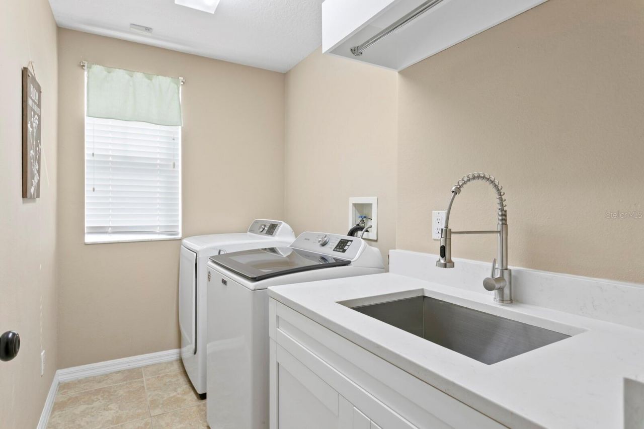 18008 Pinnacle Court, Tampa, FL 33647 Photo