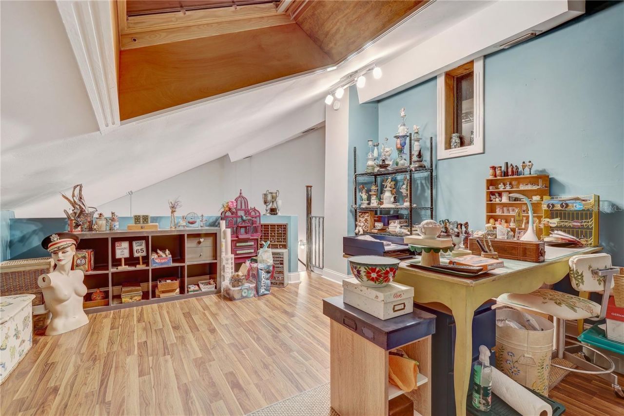 7500 N Ola Avenue, Tampa, FL 33604 Photo