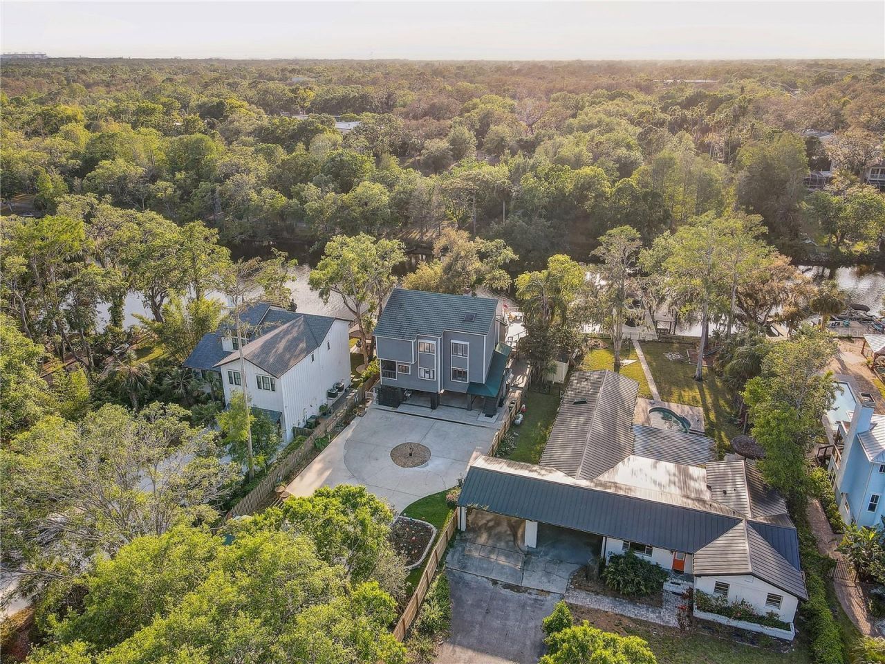 7500 N Ola Avenue, Tampa, FL 33604 Photo