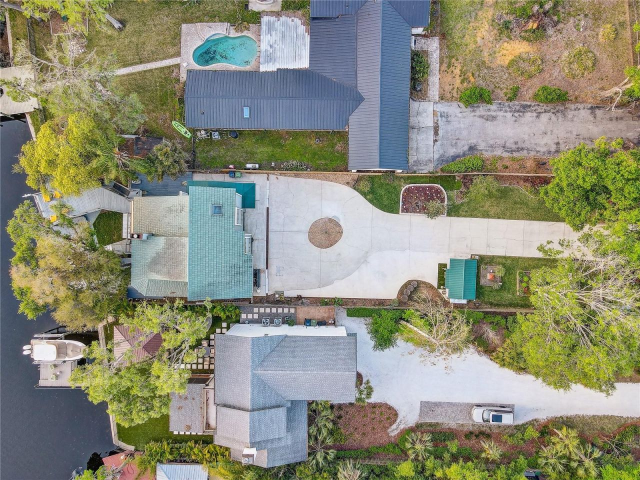 7500 N Ola Avenue, Tampa, FL 33604 Photo