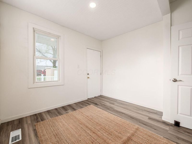 1889 S 4th Street, Columbus, OH 43207 Photo 14